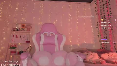 Snapshot of amberw_c chatting on October 2025 02:52:01 AM IG - TW Amberw c online show from October 2025 02:52:01 AM