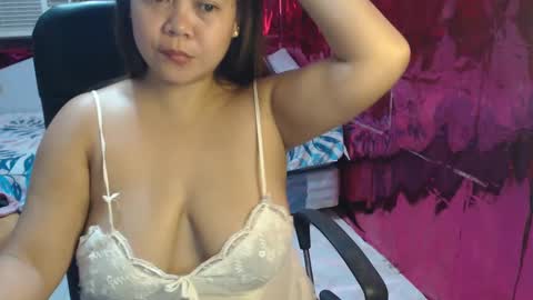 Marie online show from February 2025 05:29:02 PM