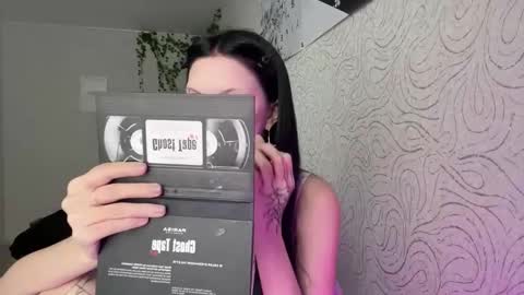 Alica online show from November 2025 11:24:02 AM