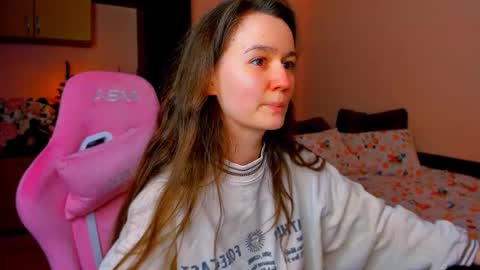 Snapshot of ameli_moon chatting on January 2026 04:44:01 PM Eileen online show from January 2026 04:44:01 PM