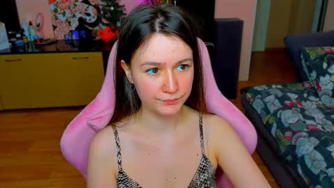 Snapshot of ameli_moon chatting on February 2026 02:53:02 PM Eileen online show from February 2026 02:53:02 PM