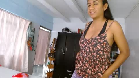 amelia  online show from December 2024 02:06:01 PM