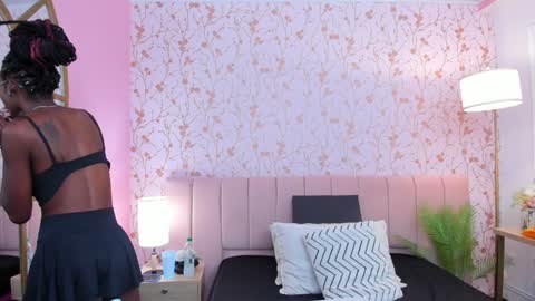 Amelia Adams online show from January 2025 07:10:02 PM