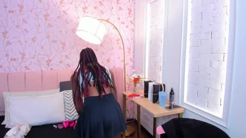 Amelia Adams online show from February 2025 07:10:02 PM