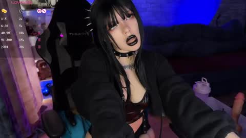 Amelia Aley  online show from March 2026 10:20:01 AM