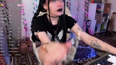 Snapshot of amelia_aley_ chatting on June 2026 02:33:01 PM Amelia Aley online show from June 2026 02:33:01 PM