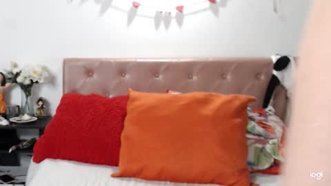 Snapshot of amelia_bella chatting on February 2026 11:00:01 PM amelia online show from February 2026 11:00:01 PM