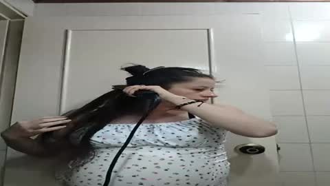 Snapshot of amelia_bella chatting on July 2026 02:14:01 AM amelia online show from July 2026 02:14:01 AM