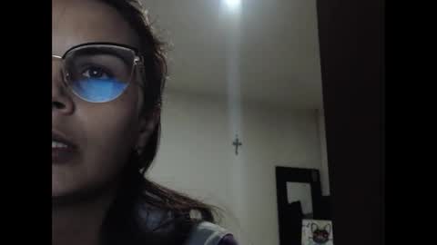 amelia online show from November 2025 03:27:01 AM