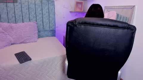 amelia_fry online show from November 2025 03:38:01 AM