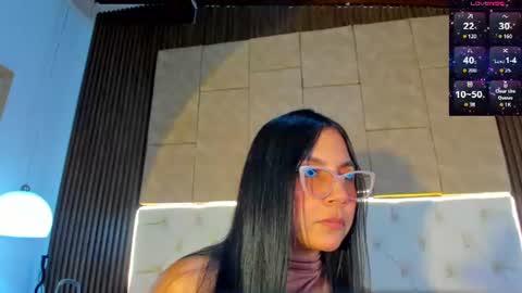 Snapshot of amelia_rossetti chatting on July 2026 10:50:01 AM amelia rossetti online show from July 2026 10:50:01 AM