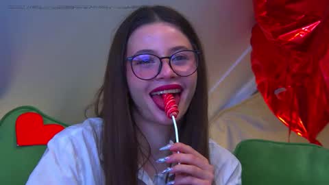 Amelia online show from March 2025 03:45:01 AM