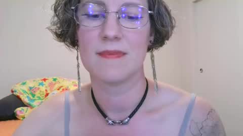 Snapshot of ameliaishka chatting on May 2026 06:51:02 AM Ameliaishka online show from May 2026 06:51:02 AM