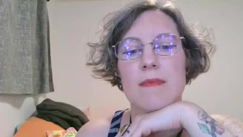 Snapshot of ameliaishka chatting on May 2026 04:10:02 AM Ameliaishka online show from May 2026 04:10:02 AM
