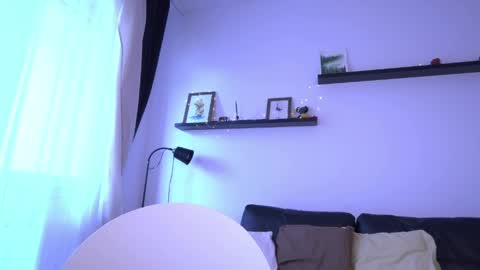 Amelia   online show from April 2026 02:32:02 PM