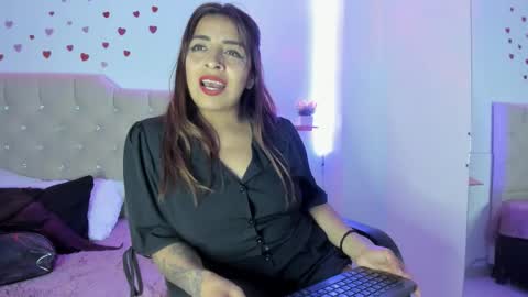 amelie brown online show from June 2026 09:26:01 PM