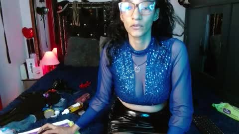 Snapshot of amelie__martinez chatting on March 2026 10:08:01 AM amelie__martinez online show from March 2026 10:08:01 AM