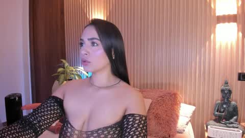 Snapshot of amelie_x chatting on May 2026 01:22:01 AM Amelie online show from May 2026 01:22:01 AM