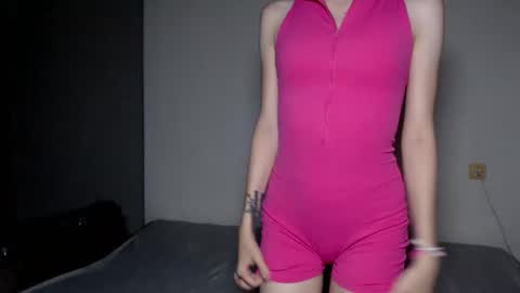 ameliebanshee online show from October 2025 03:42:01 PM
