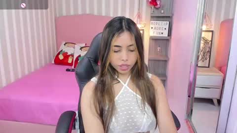 Victoria online show from December 2024 07:28:02 PM