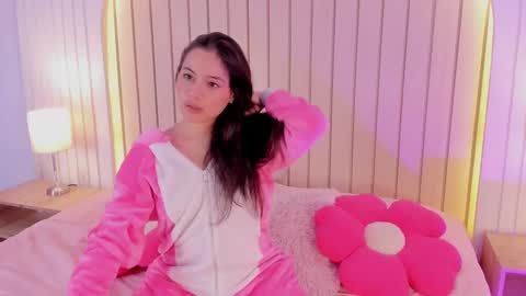 Snapshot of ameliiaa_smith chatting on November 2025 11:37:01 PM Amelia online show from November 2025 11:37:01 PM