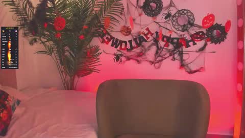 Amelie online show from October 2025 02:45:02 AM