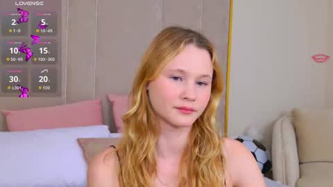 Snapshot of ameliroyse chatting on June 2026 05:02:02 PM AmeliRoyse online show from June 2026 05:02:02 PM