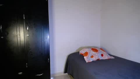 Amely  online show from January 2025 05:14:01 AM