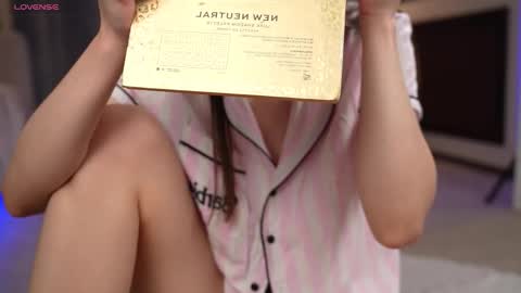 Amy  online show from October 2025 12:47:01 AM