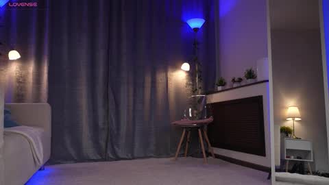 Amy  online show from February 2026 02:27:01 AM