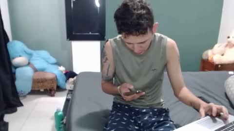 Lucian online show from October 2025 07:03:02 PM