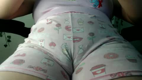 Mari online show from December 2024 07:43:02 PM