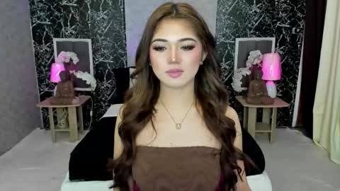 Snapshot of amethyst_claire chatting on November 2025 03:08:02 AM Claire online show from November 2025 03:08:02 AM