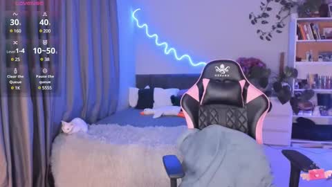 Hi-hi I am Kate welcome to my sexy room online show from February 2025 08:15:01 PM