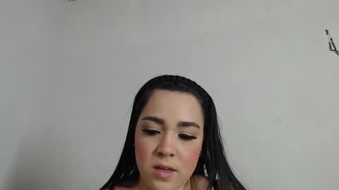 Snapshot of ami_rosee chatting on December 2024 05:47:01 AM ami_rosee online show from December 2024 05:47:01 AM