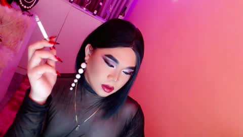 Queen Mireska online show from January 2025 09:52:02 AM