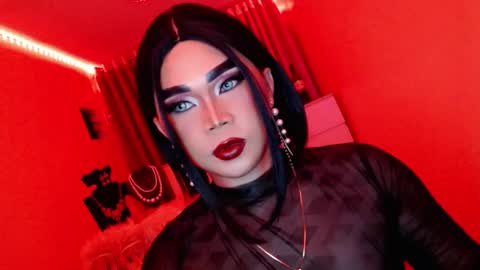 Queen Mireska online show from March 2025 03:20:02 PM