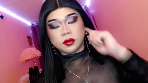 Queen Mireska online show from September 2025 10:26:01 AM