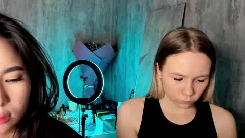 Amina online show from February 2025 10:20:02 PM