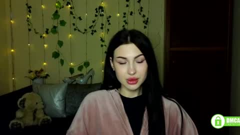 Snapshot of aminalovipoppp chatting on April 2026 05:27:02 AM Amina online show from April 2026 05:27:02 AM