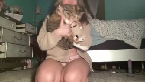 Snapshot of aminamae181832 chatting on November 2025 10:35:01 PM aminamae181832 online show from November 2025 10:35:01 PM