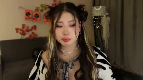 Snapshot of aminasaffron chatting on October 2025 04:35:02 PM aminasaffron online show from October 2025 04:35:02 PM