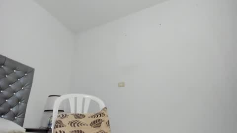 Mikelsen online show from February 2025 07:38:02 PM