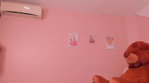 Snapshot of amira_sanz_ chatting on October 2025 11:13:02 AM Amira Sanz online show from October 2025 11:13:02 AM