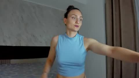 Snapshot of amiraanne chatting on July 2026 06:54:02 PM AmiraAnne online show from July 2026 06:54:02 PM