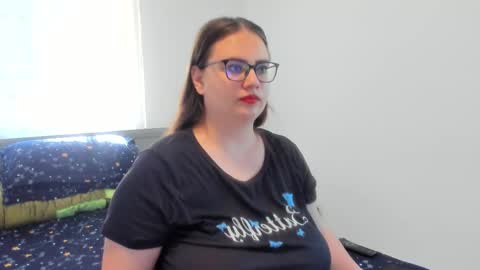 Amira Vyxen online show from May 2026 04:51:01 AM