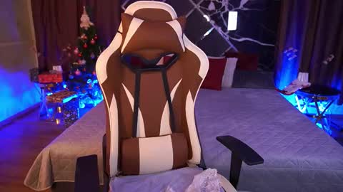 amivibe online show from December 2025 04:21:01 AM