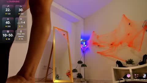 Amelya online show from October 2025 07:23:01 PM