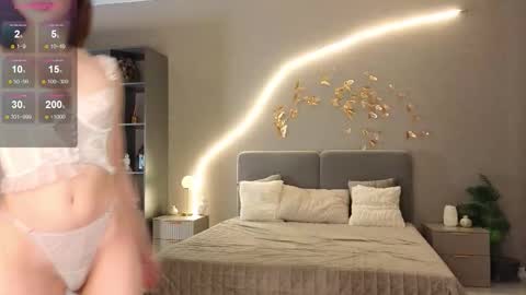 Ammy  dont forget to thumbs up me  online show from October 2025 10:10:02 AM