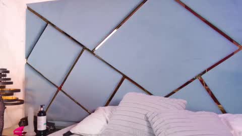 ammy durand online show from October 2025 07:16:02 PM